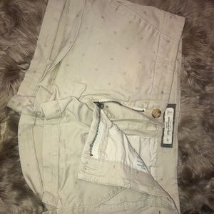 BEIGE CUTE HIGH FASHION TRENDY SHORTS